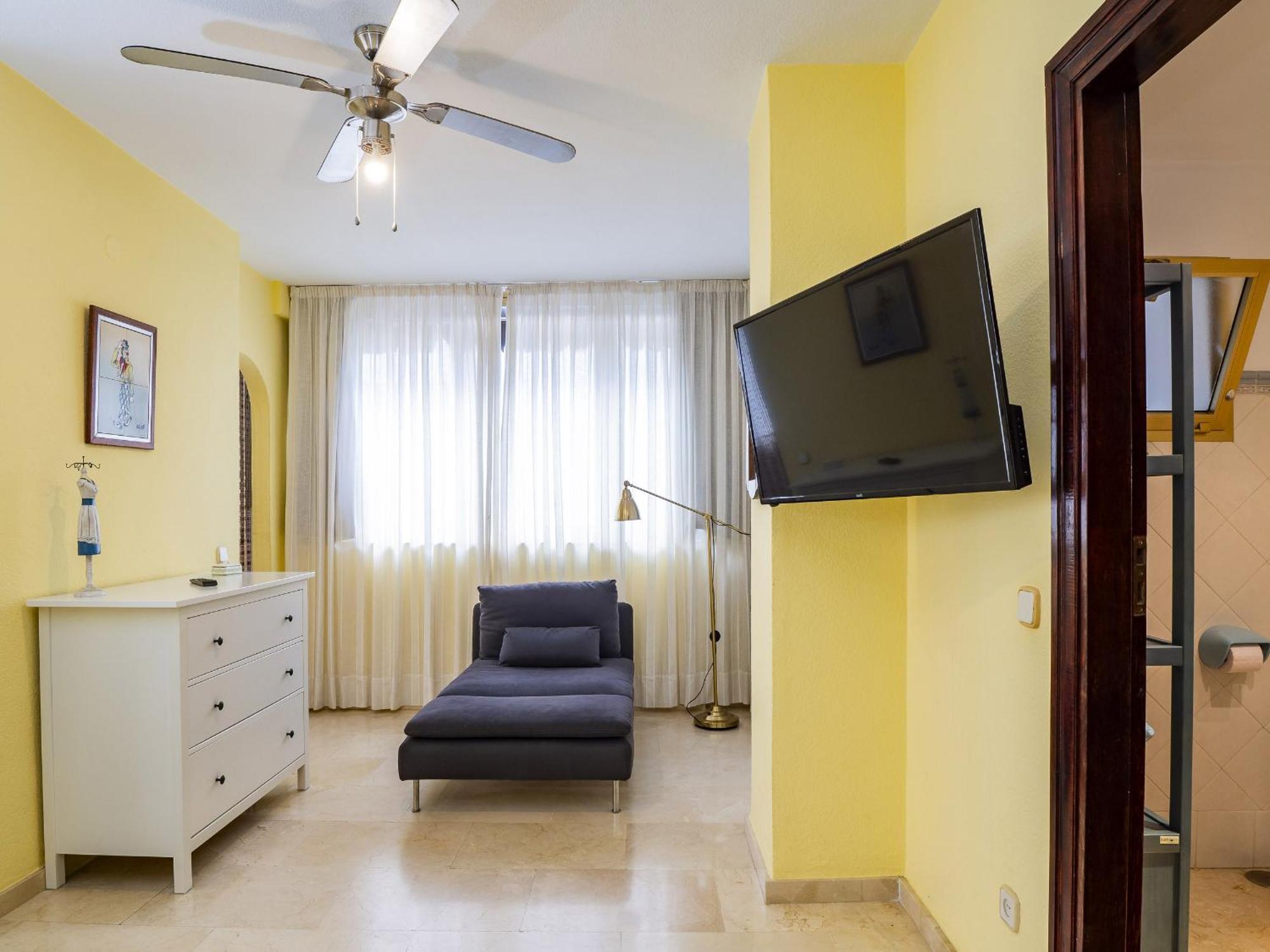 Apartamento Cubo's Mayoral Front Line Marbella